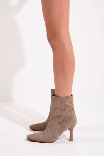 LOULOU BOOT SUEDE SAND