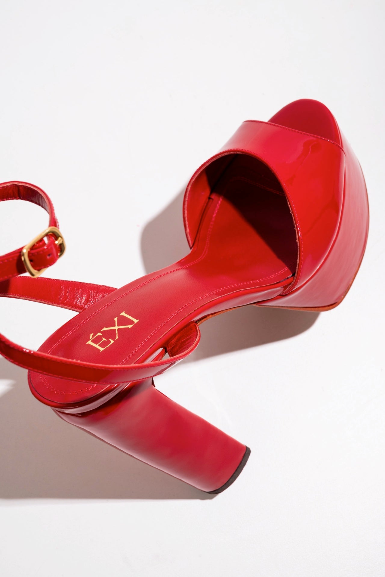 LUCCI PLATFORM GLAZED RED