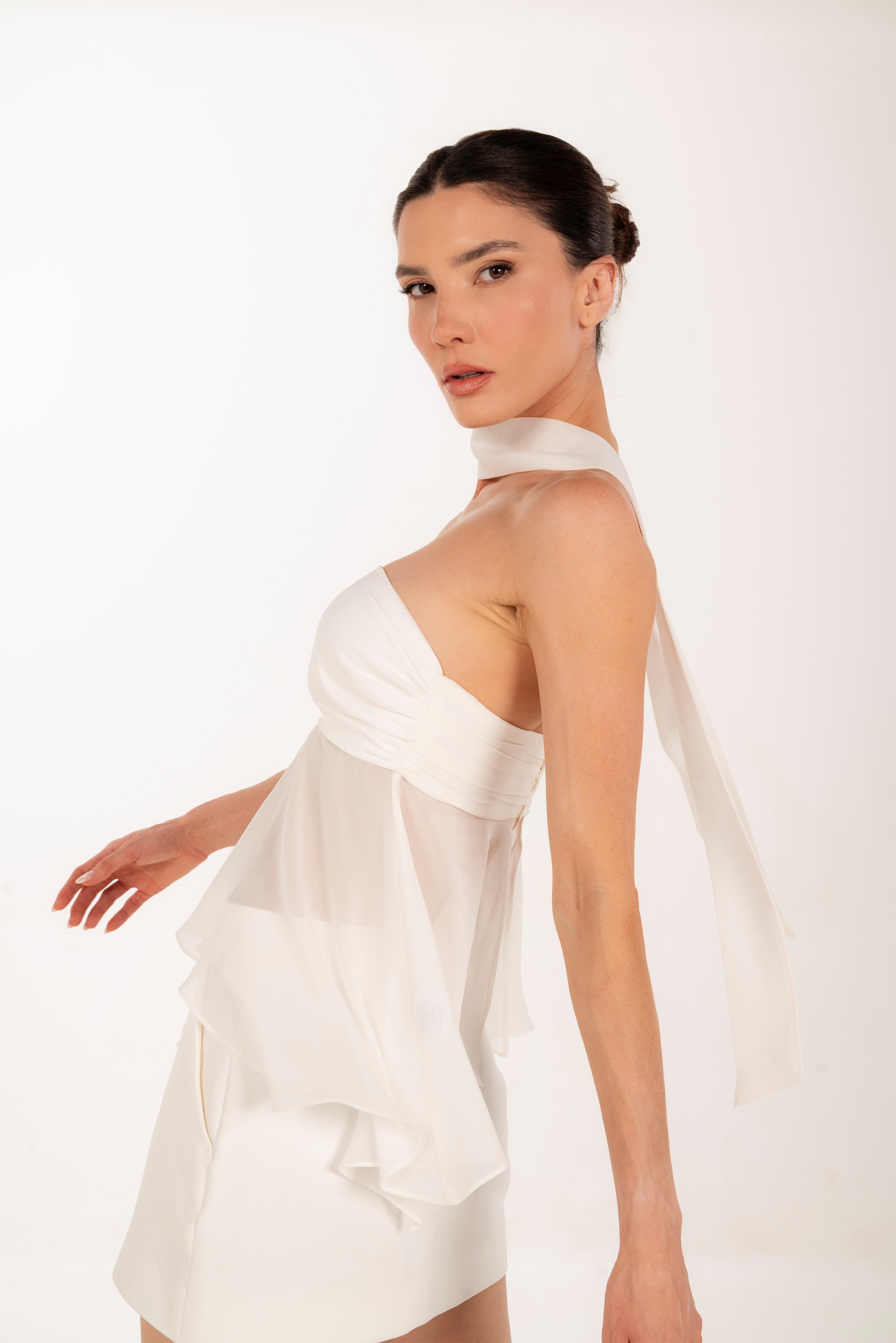 VICTORIA WHITE STRAPLESS SILK TOP