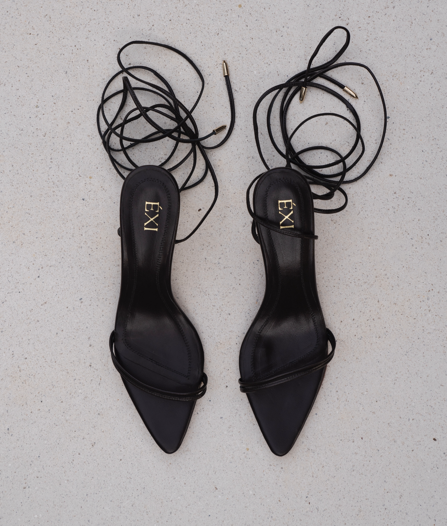 THALIA LACEUP CAFÉ
